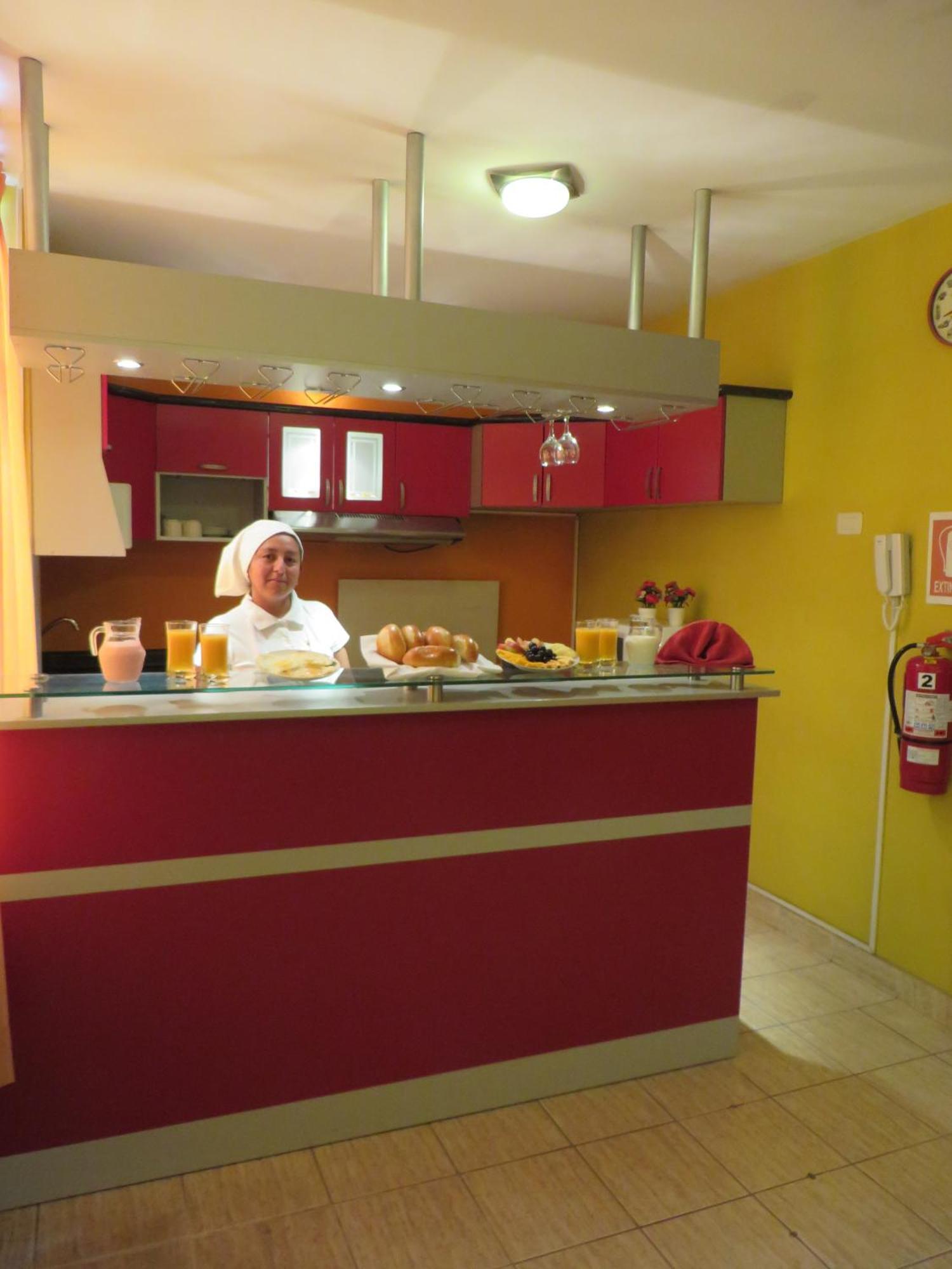 Hostal Hellen Ross نازكا المظهر الخارجي الصورة